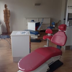 Kieferorthopädie Dr. P. Bergmann - Das große Behandlungszimmer