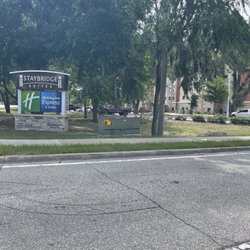 Holiday Inn Express & Suites Gainesville I-75
