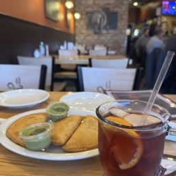 Sangria and Empanadas (3 pcs)