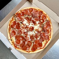 Popplo's Pizza & Que Burgers - All Meat! Sausage, beef, and Canadian bacon all topped with pepperoni and a little love.