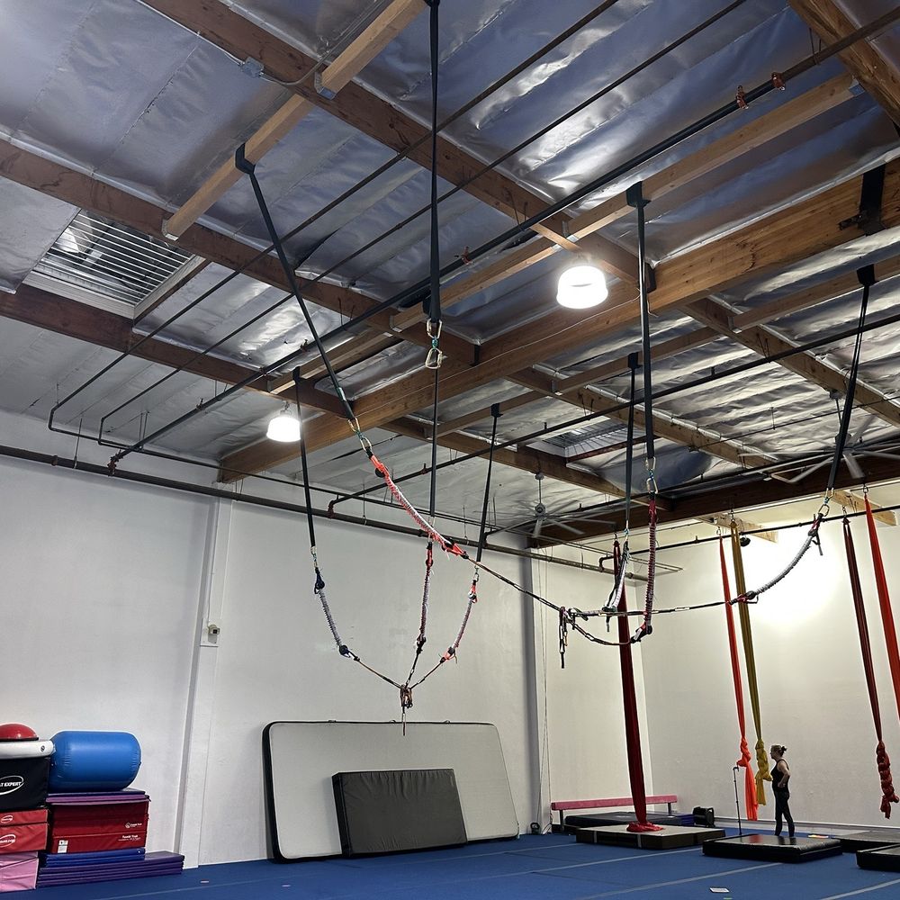 Elevate Aerial - Learning to fly... #bungeeaeeobics - Aerial Fitness Near Me - Huntington Beach, California Elevate Aerial - Learning to fly... #bungeeaeeobics - Aerial Fitness Near Me - Huntington Beach, California