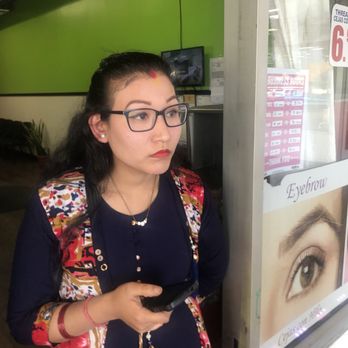 Pabis Eyebrow Threading - The lady who did my eyebrows, didn't use hand sanitizer to clean hands and ISN'T LICENSED - Threading Services Near Me - Compton, California
