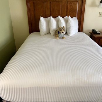 The Rockwell Inn - Bed - Hotels Near Me - Jackson, Wyoming The Rockwell Inn - Bed - Hotels Near Me - Jackson, Wyoming