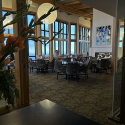 TEN 3 - Restaurant