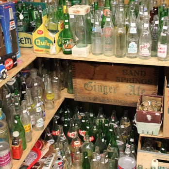 The Vermont Antique Mall - Antiques Near Me - Quechee, Vermont