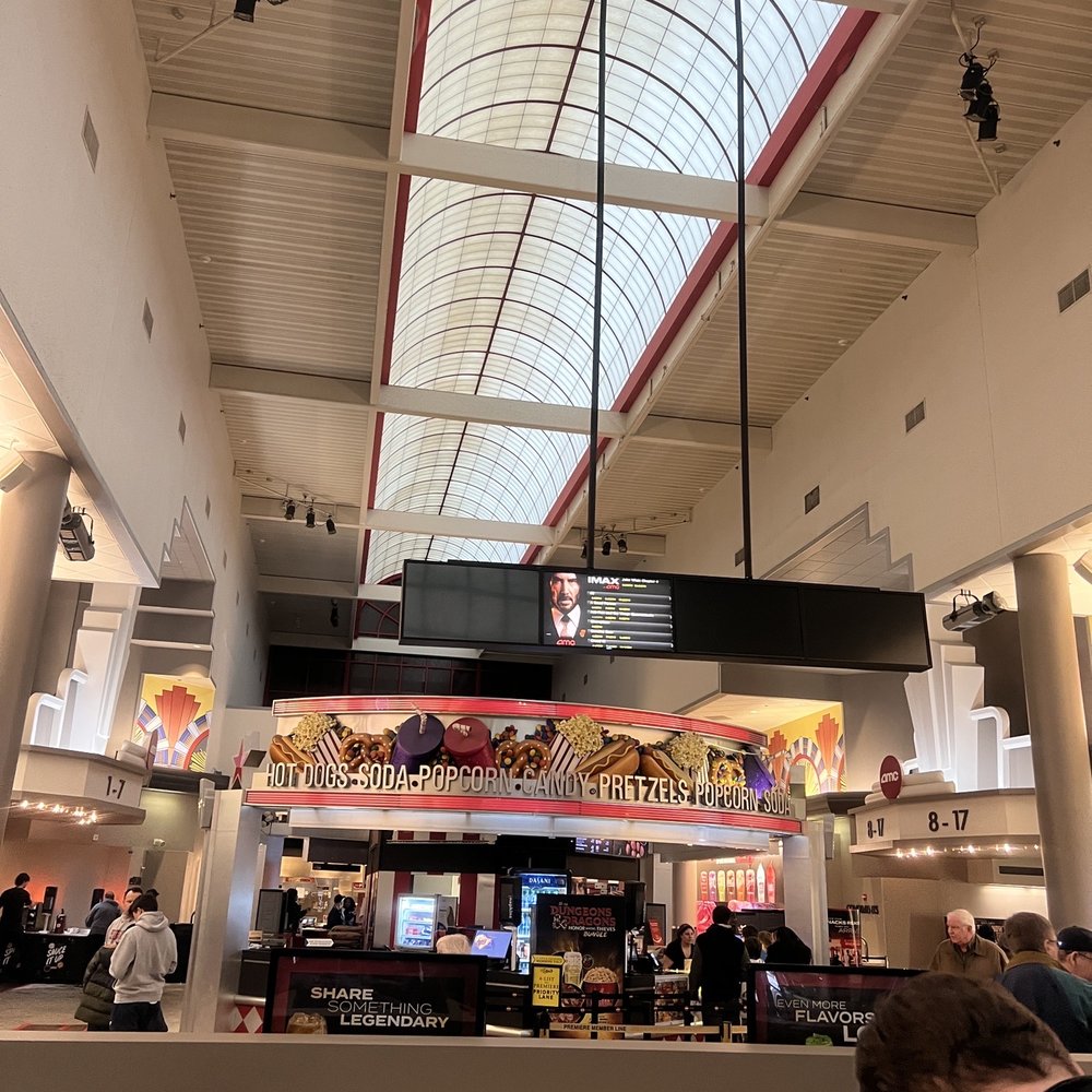 AMC Stony Brook 17 - Concession - Cinema Near Me - Stony Brook, New York