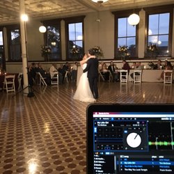 Neon Entertainment - Love helping my clients make memories!