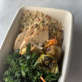 Living Green Cafe - Rice, Kale, Brussels, Chicken Breast - Juice Bars & Smoothies Near Me - Pompano Beach, Florida Living Green Cafe - Rice, Kale, Brussels, Chicken Breast - Juice Bars & Smoothies Near Me - Pompano Beach, Florida