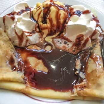La Maison Blanche - Crêpes au chocolat - French Near Me - Paris, 75 La Maison Blanche - Crêpes au chocolat - French Near Me - Paris, 75