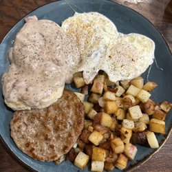 Cannella Cafe - Country Breakfast (Don't mind the pepper, I added that )