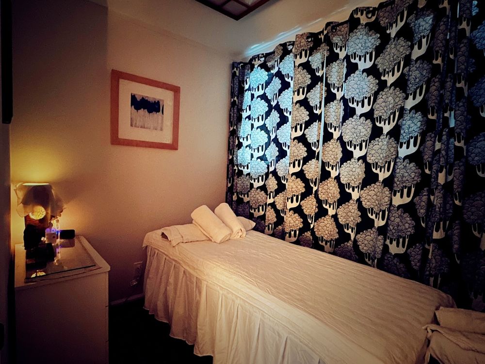 American Family Hot Tub & Massage Pleasant Hill Ca NEW MOON SPA - Updated July 2025 - 11 Photos & 12 Reviews - 1941 Oak