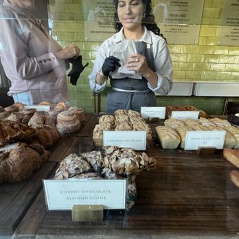 Hive Bakery & Cafe - Bakeries Near Me - West Palm Beach, Florida
