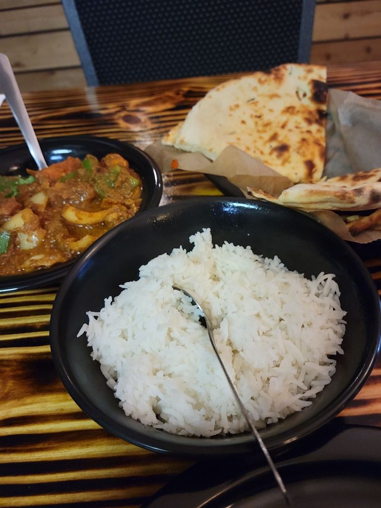 Biryani Kitchen Logo