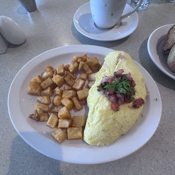 Wild Eggs - Breakfast & Brunch Near Me - Fishers, Indiana