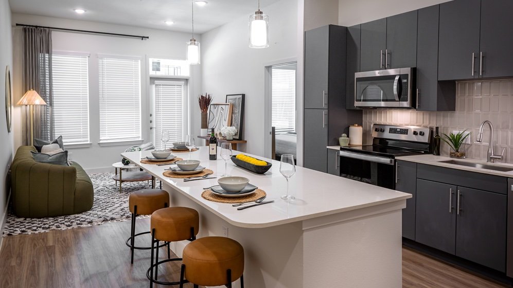 MODERA GARDEN OAKS Updated September 2024 20 Photos 641 W