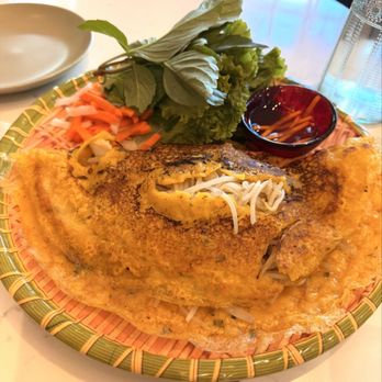 Lantern House Kitchen & Bar - Banh Xeo ( Vietnamese crepe) - Asian Fusion Near Me - Reston, Virginia