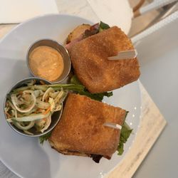 Pura Vida Miami - CALI CHICKEN SANDWICH