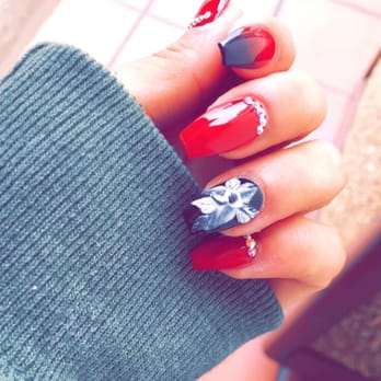 The Nail Bar - #NailsByDebbie - Nail Salons Near Me - Burbank, California