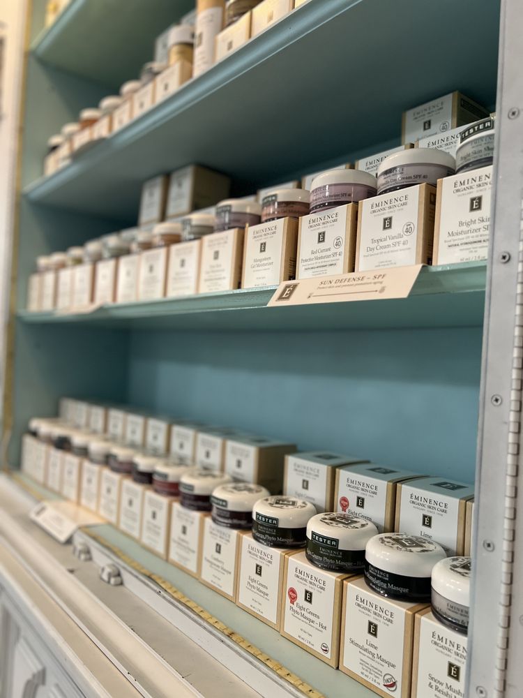 LITTLE HOUSE OF LASHES SPA 2 E Washington St, Clarkston, Michigan Skin Care Phone Number