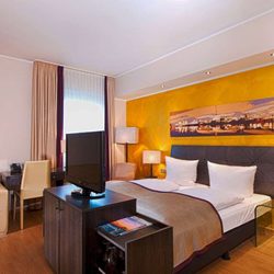 Wyndham Duisburger Hof - Guest Room