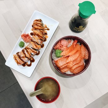 Union Sushi - Pink boy roll and salmon bowl with miso soup - Sushi Bars Near Me - Flushing, New York Union Sushi - Pink boy roll and salmon bowl with miso soup - Sushi Bars Near Me - Flushing, New York