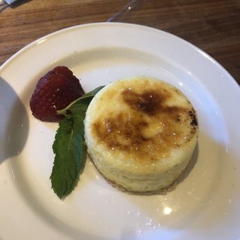Yard House - Mini Cheesecake Brûlée - New American Near Me - Concord, California