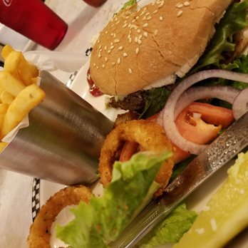 Eveready Diner - All American Meal - Diners Near Me - Hyde Park, New York Eveready Diner - All American Meal - Diners Near Me - Hyde Park, New York