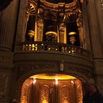 Chicago Theatre - Performing Arts Near Me - Chicago, Illinois Chicago Theatre - Performing Arts Near Me - Chicago, Illinois