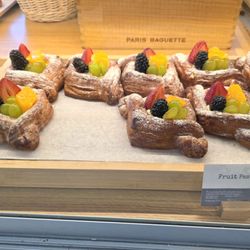 Paris Baguette - Fruit Pastry