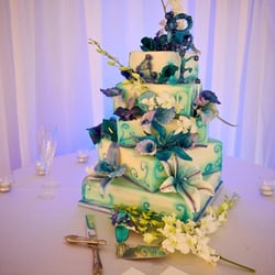 Bee Dazzled Cakes - 5 Tier square Wedding Cake with sugar flowers and airbrushed details