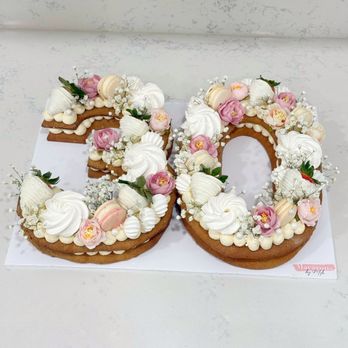Macarons by Mila Pastry - 30th Anniversary cake! - Custom Cakes Near Me Macarons by Mila Pastry - 30th Anniversary cake! - Custom Cakes Near Me