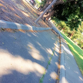 Wallenberg Park - Bike lane at south end of park - Playgrounds Near Me - San Jose, California Wallenberg Park - Bike lane at south end of park - Playgrounds Near Me - San Jose, California