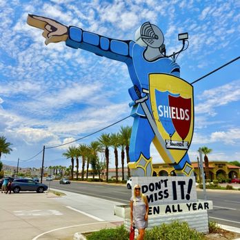 Shields Date Garden - Fruits & Veggies Near Me - Indio, California Shields Date Garden - Fruits & Veggies Near Me - Indio, California