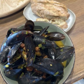 crudo nudo - Mussels - Cocktail Bars Near Me - Norfolk, Virginia crudo nudo - Mussels - Cocktail Bars Near Me - Norfolk, Virginia