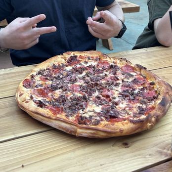 Gas Monkey Icehouse - Gorilla pizza - New American Near Me - The Colony, Texas