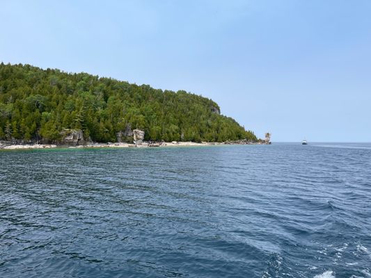 Flowerpot Island by null