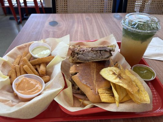 Clandestina Cocina by null