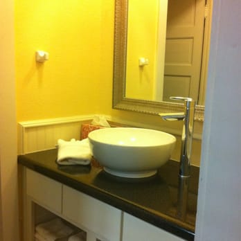 Eldorado Suites Hotel - Bathroom - Hotels Near Me - Bisbee, Arizona