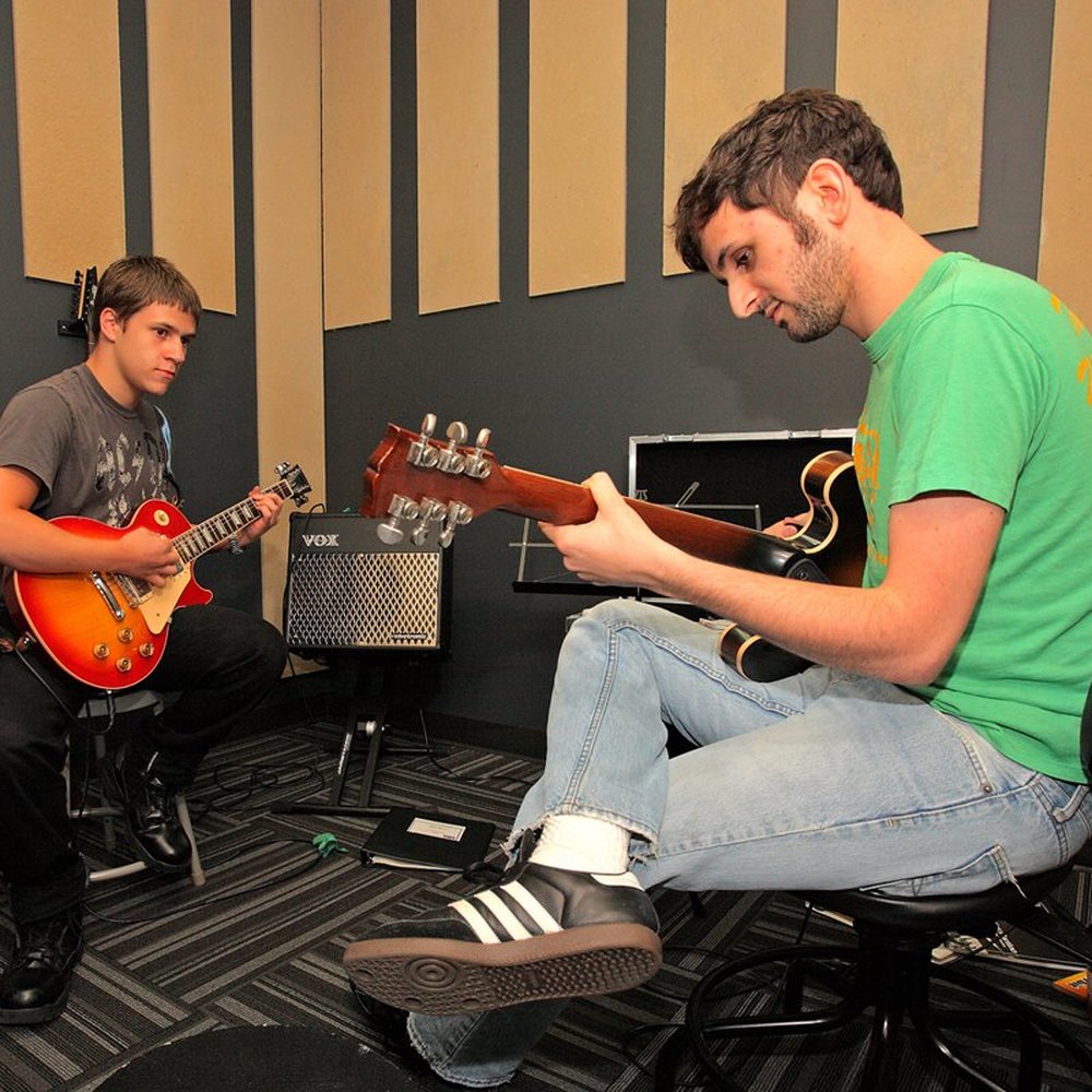 Top 10 Best Guitar Lessons near Syosset, NY 11791 Last Updated August