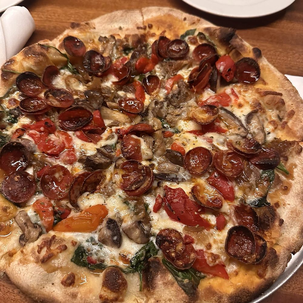 Dogfish Head Brewings & Eats - Vegetable pizza with pepperoni perfect enough for a few people - American Near Me - Rehoboth Beach, Delaware Dogfish Head Brewings & Eats - Vegetable pizza with pepperoni perfect enough for a few people - American Near Me - Rehoboth Beach, Delaware