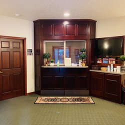 Elizabeth Mixon - Large Reception room