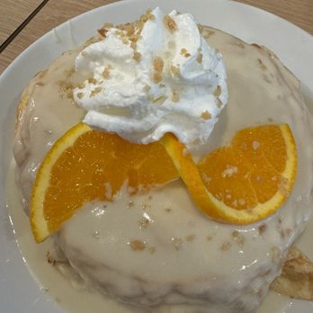 Aloha Kitchen - Coco macnut souffle pancake - Breakfast & Brunch Near Me - Honolulu, Hawaii