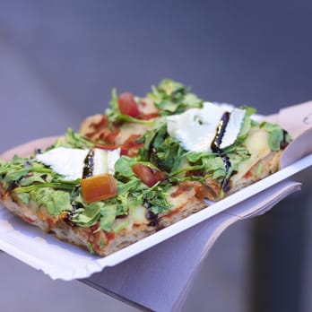 La Pizzateca - Pizza Near Me - Madrid, M La Pizzateca - Pizza Near Me - Madrid, M