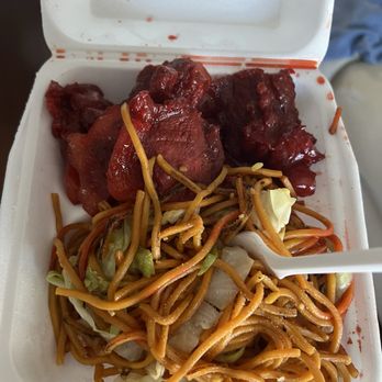Beijing Express - Bbq pork and chow mein - Chinese Near Me - La Mesa, California