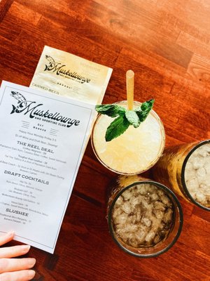 Muskellounge and Sporting Club by null