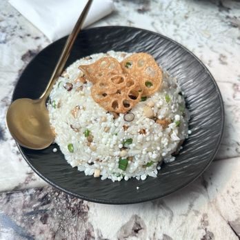 Supreme Dumplings - South Lake Union - Wild Mushroom Fried Rice Black Truffle & Vegetable Fried Rice - Shanghainese Near Me - Seattle, Washington Supreme Dumplings - South Lake Union - Wild Mushroom Fried Rice Black Truffle & Vegetable Fried Rice - Shanghainese Near Me - Seattle, Washington