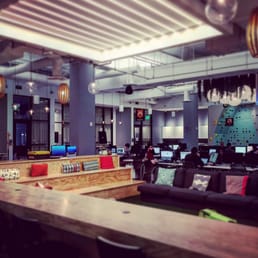 Bespoke Central Lounge and Dedicated Desk Space