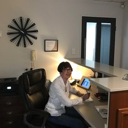 Kelvin Larfield Psychology - Bev, our friendly personal assistant at our Brisbane office in Spring Hill