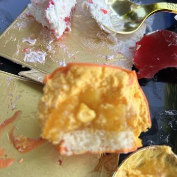Aurora - Shimmering Delicacies - Mango Madness - Patisserie/Cake Shop Near Me - Los Angeles, California