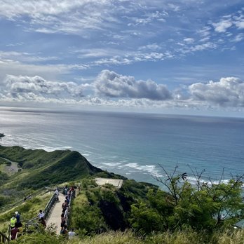 Diamond Head State Monument - Parks Near Me - Honolulu, Hawaii